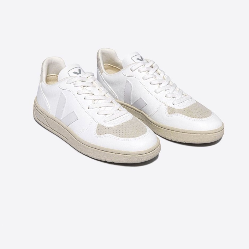 V-10 CWL FULL WHITE NATURAL Women’s size 6